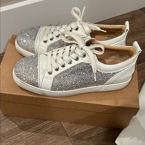 Christian Louboutin Box Label in Latte and Red